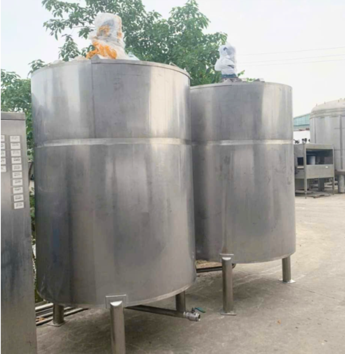 BỒN KHUẤY INOX 1000 LÍT