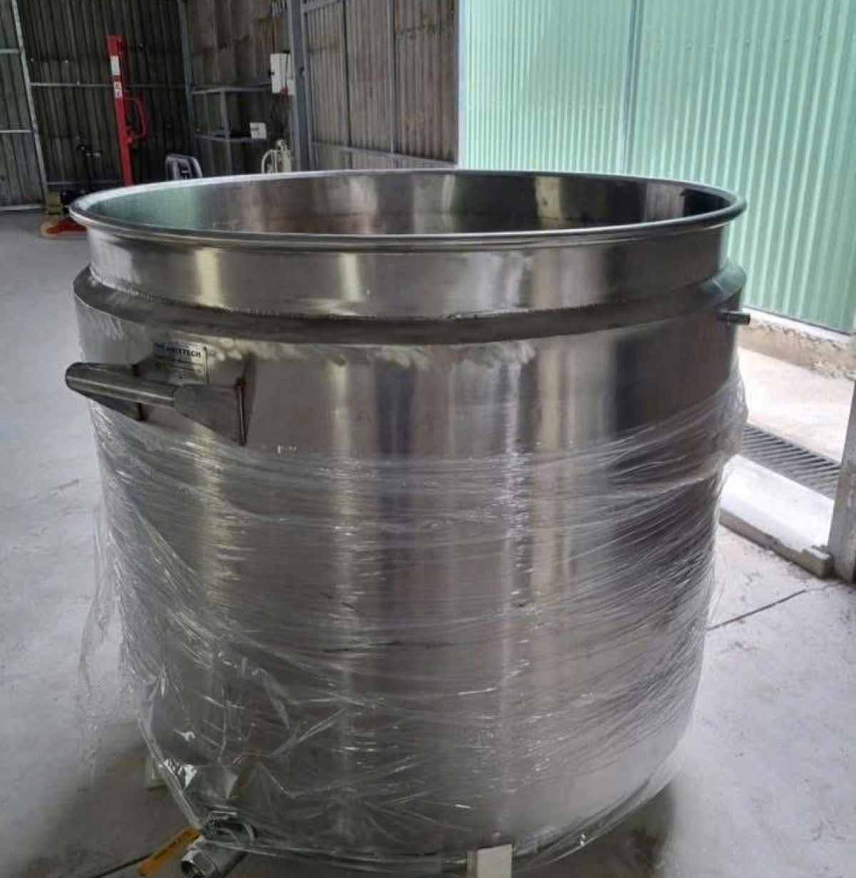BỒN KHUẤY SƠN 1500LIT